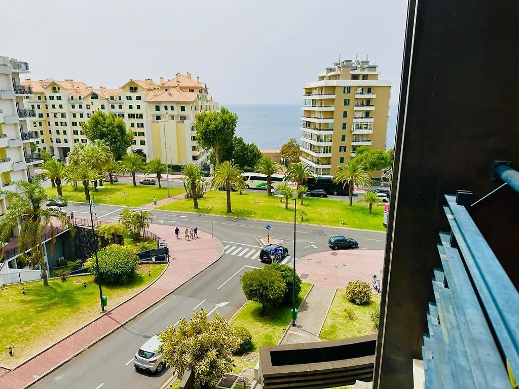 Smarts Apartment Da Ajuda Funchal